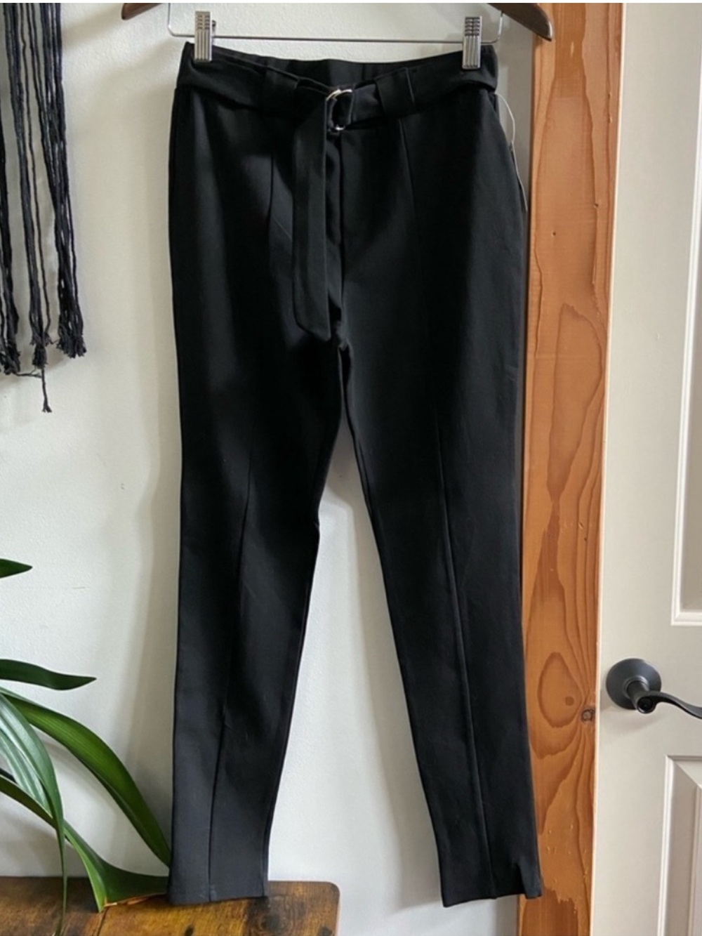 ☀️ Ardene ☀️ belted skinny dress pants